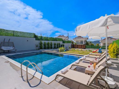  gece  -  Kasım
  | Fethiye Ovacık'ta Lüks 8 Kişilik Villa: Jakuzi, Kapalı Havuz ve Sauna